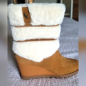 Koolaburra Boots Size 10 women's